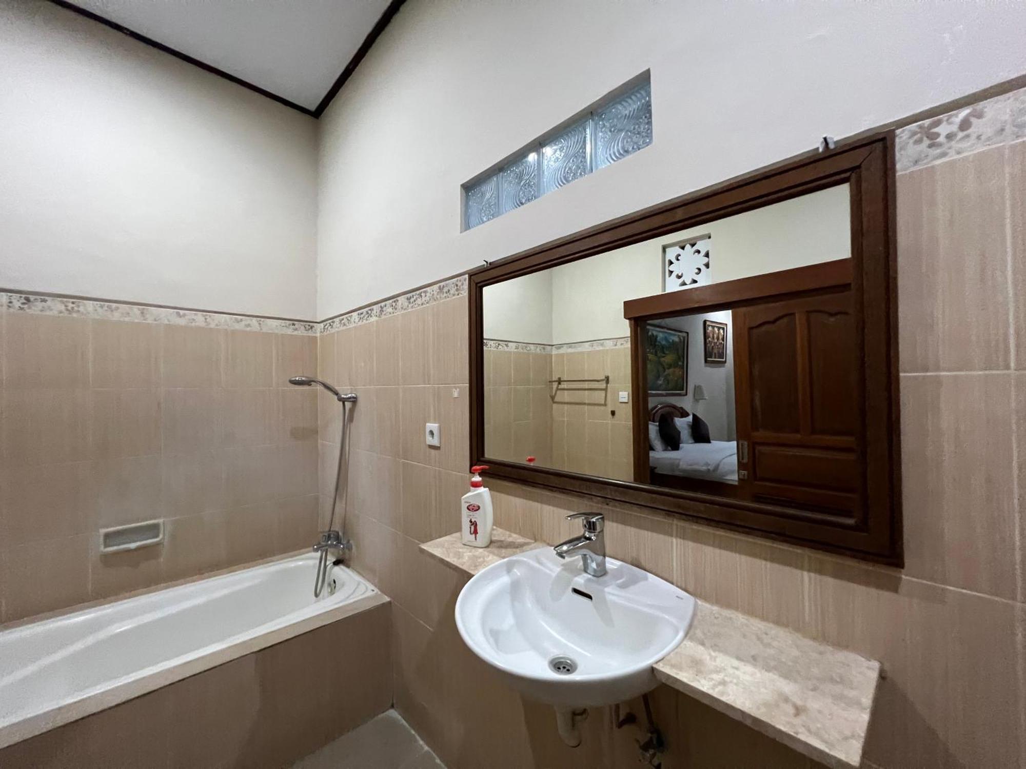 Nari Homestay Canggu  Ngoại thất bức ảnh